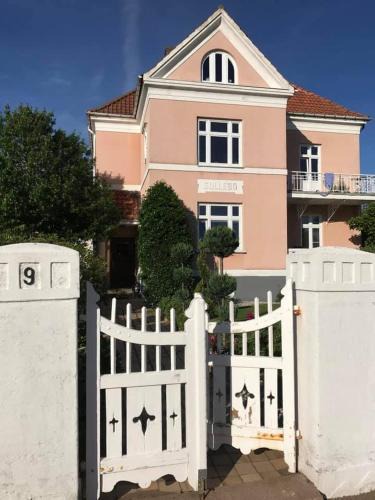 Helsingborg Apartment | Villa Gullebo Apartment Hotel