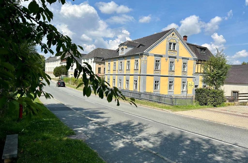 Grossschoenau House | Villa Hänsch Apartment 1