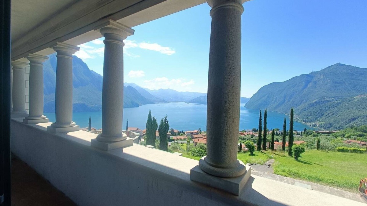 Solto Collina Villa | Villa Hélène