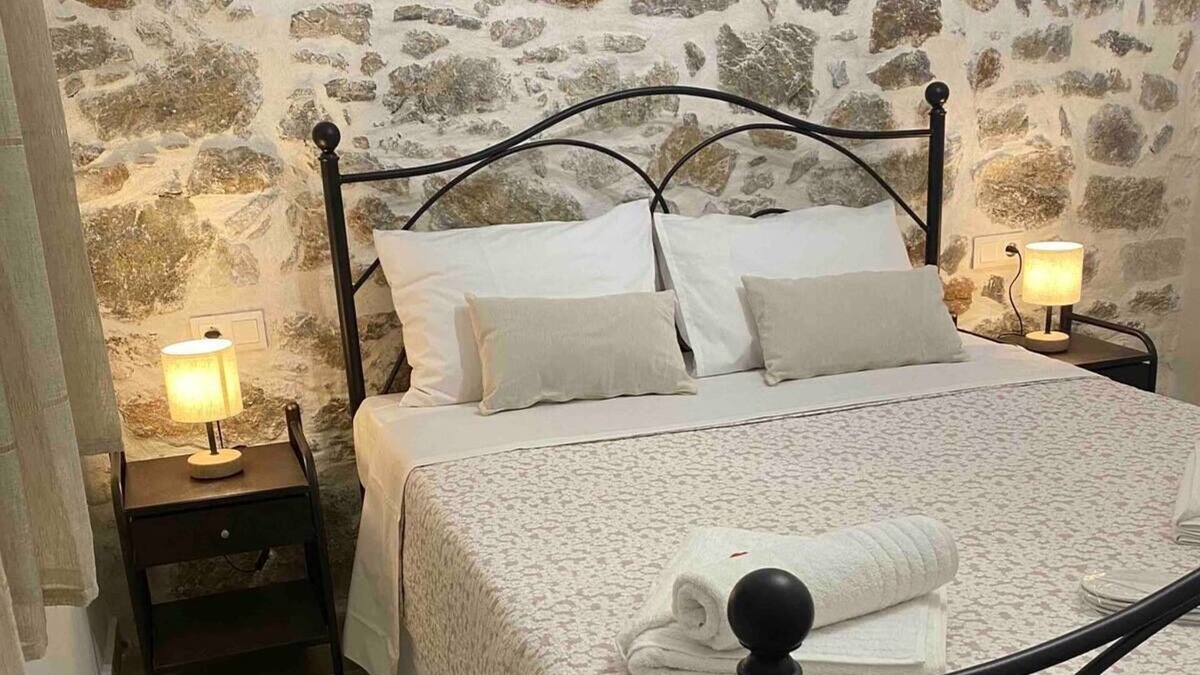 Nea Kria Vrisi House | Villa Harmonynn