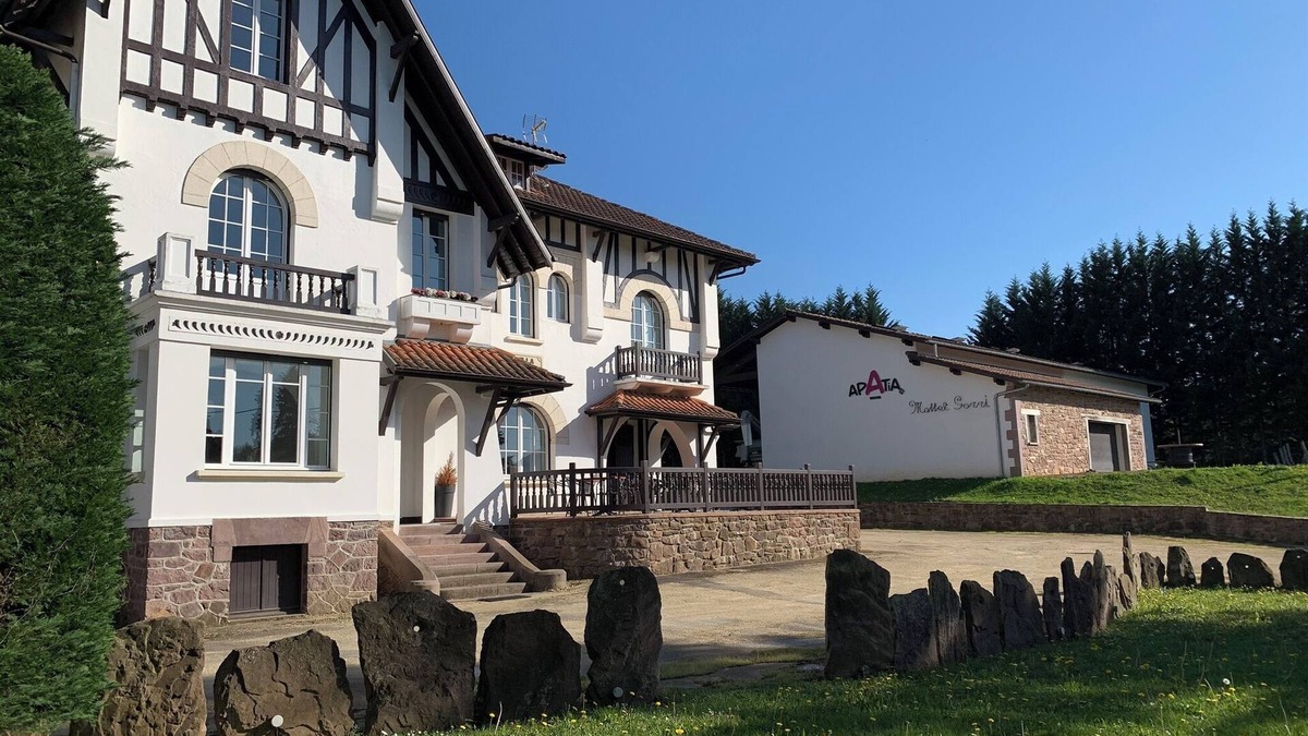 Uhart-Cize House | Villa Harriet