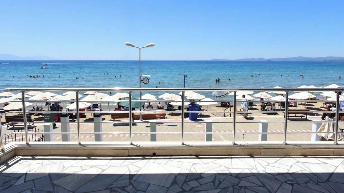 Ozdere Villa | Villa Helios - beachfront spacious duplex