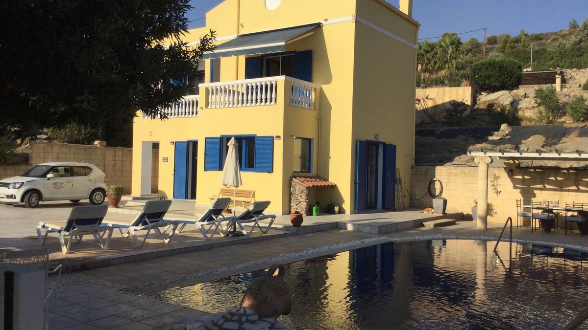 Kalathos Villa | Villa Helios with Private Pool,New outside kitchen and BBQ, welcome pack inc.