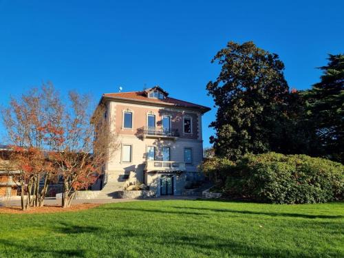 Somma Lombardo Cabin | Villa Hermann