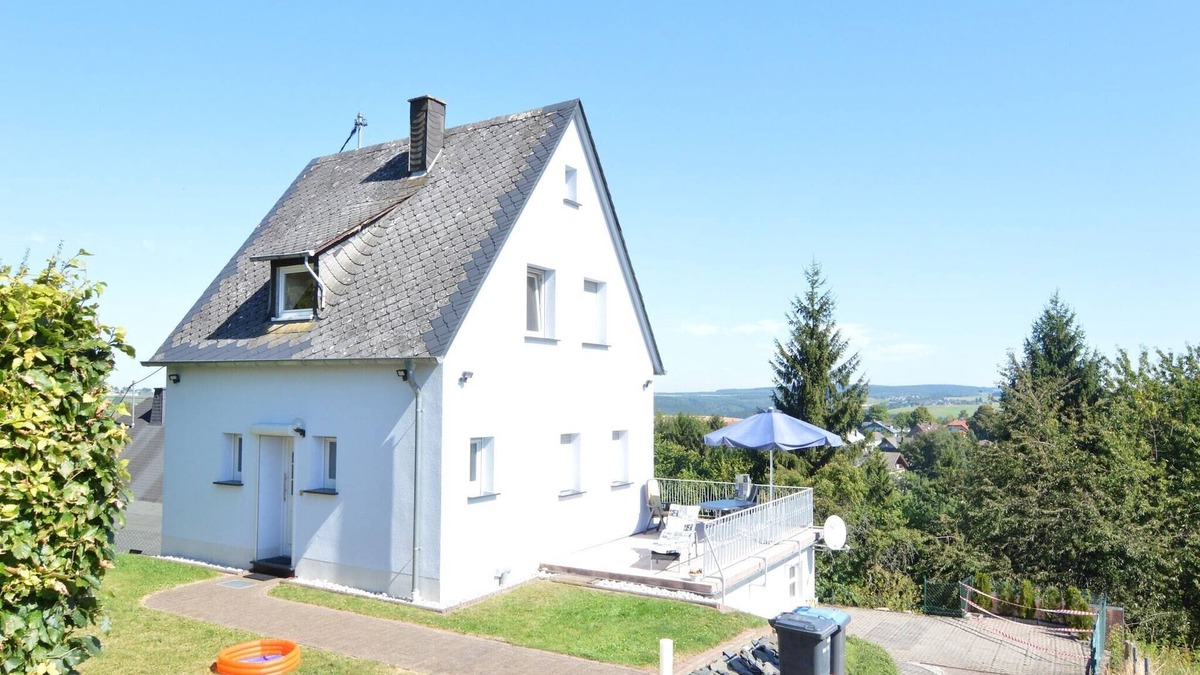 Rascheid House | Villa Hochwald Familienhaus