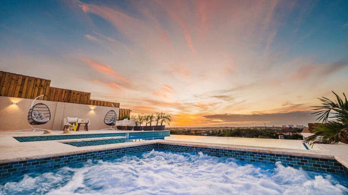 Sabana Liber Villa | Villa Hoya by AtMonchi Stunning Sunset Views, Big Pool, HotTub, 8 sleeps