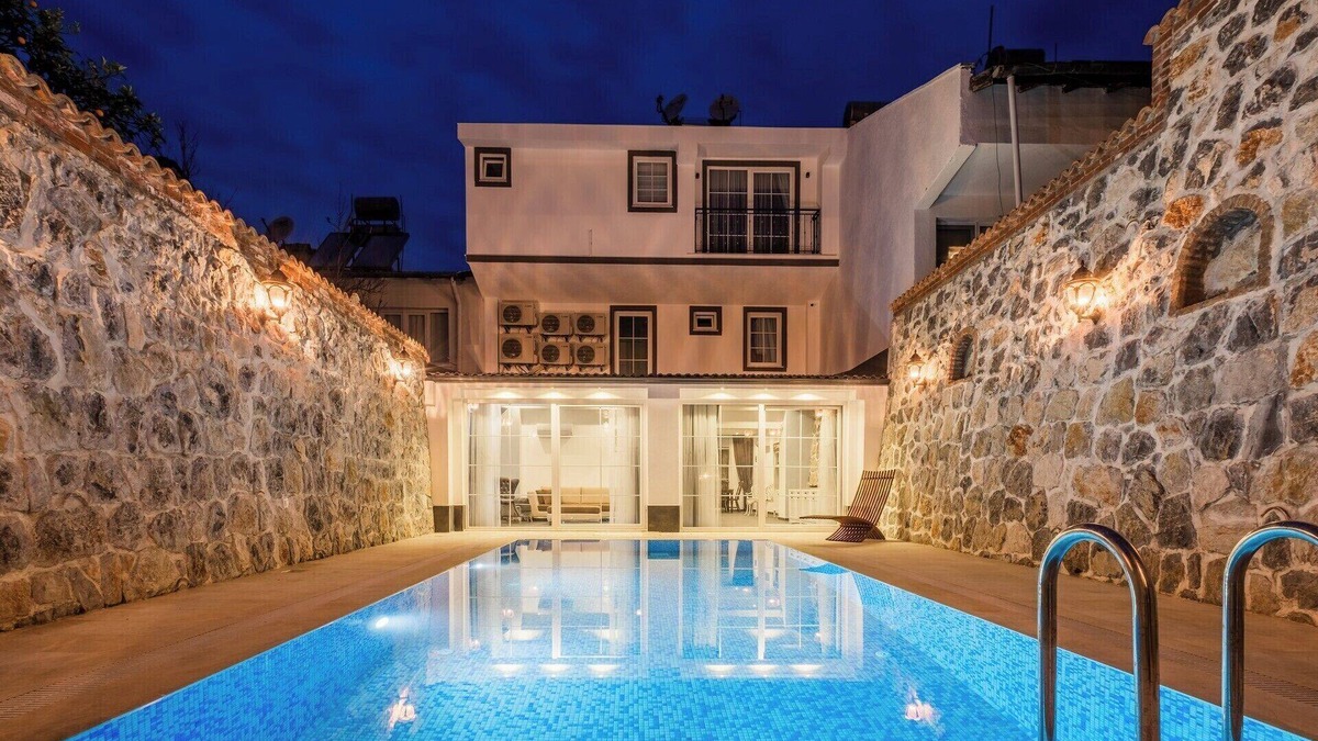 Fethiye City Center Boat Rental | Villa Hüs-Villa with private pool and sea view in a central location