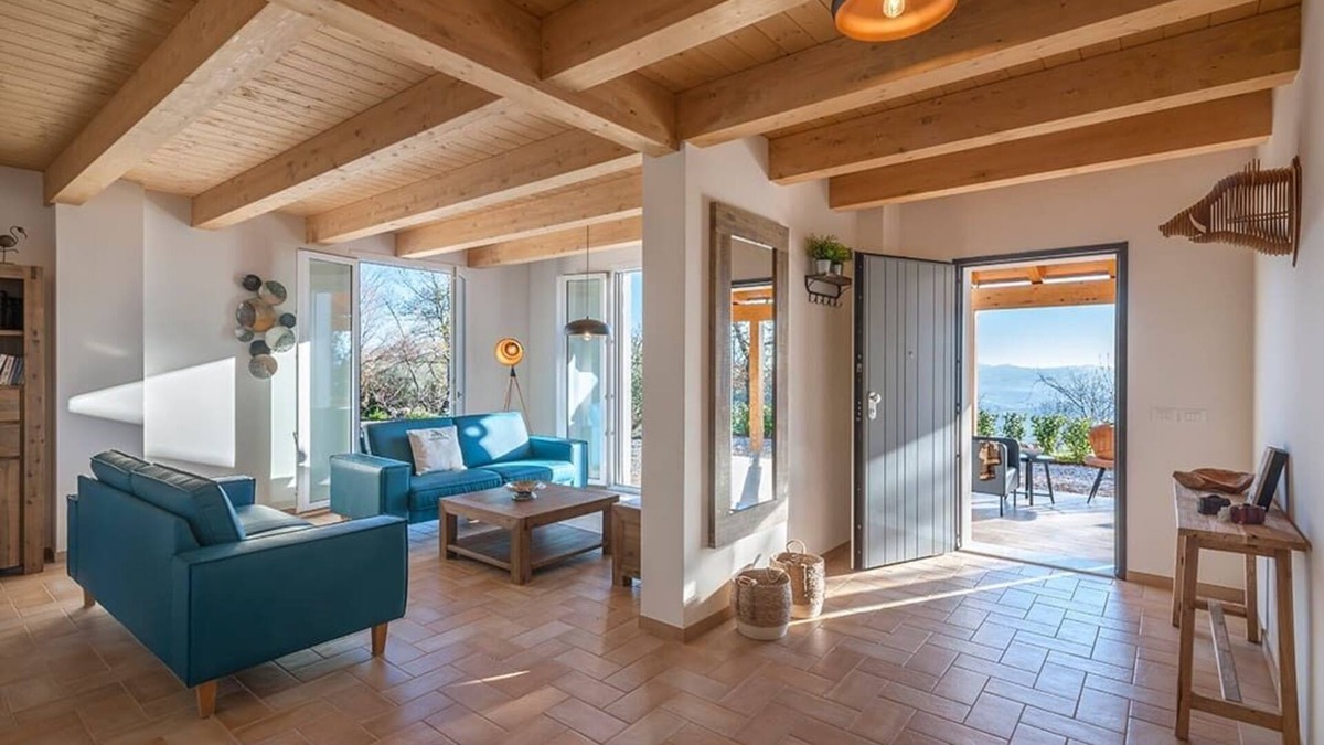 SantʼAngelo in Pontano Villa | Villa Il Sole