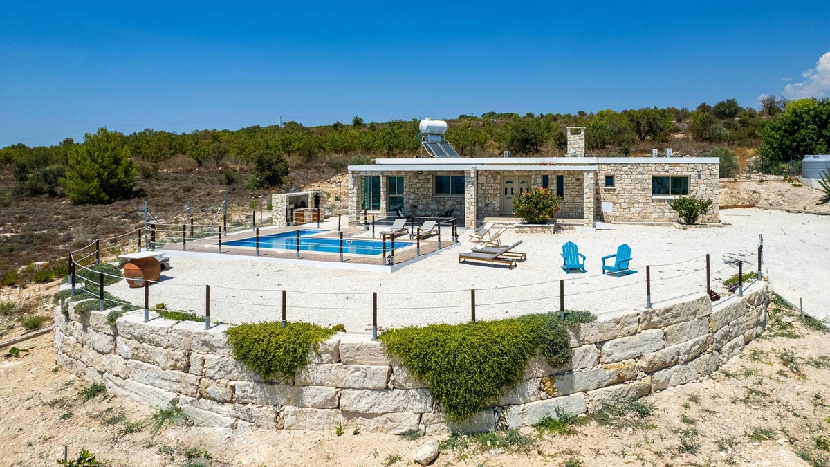 Lasa Villa | Villa Il Pino by Nomads: A Private Nature Retreat
