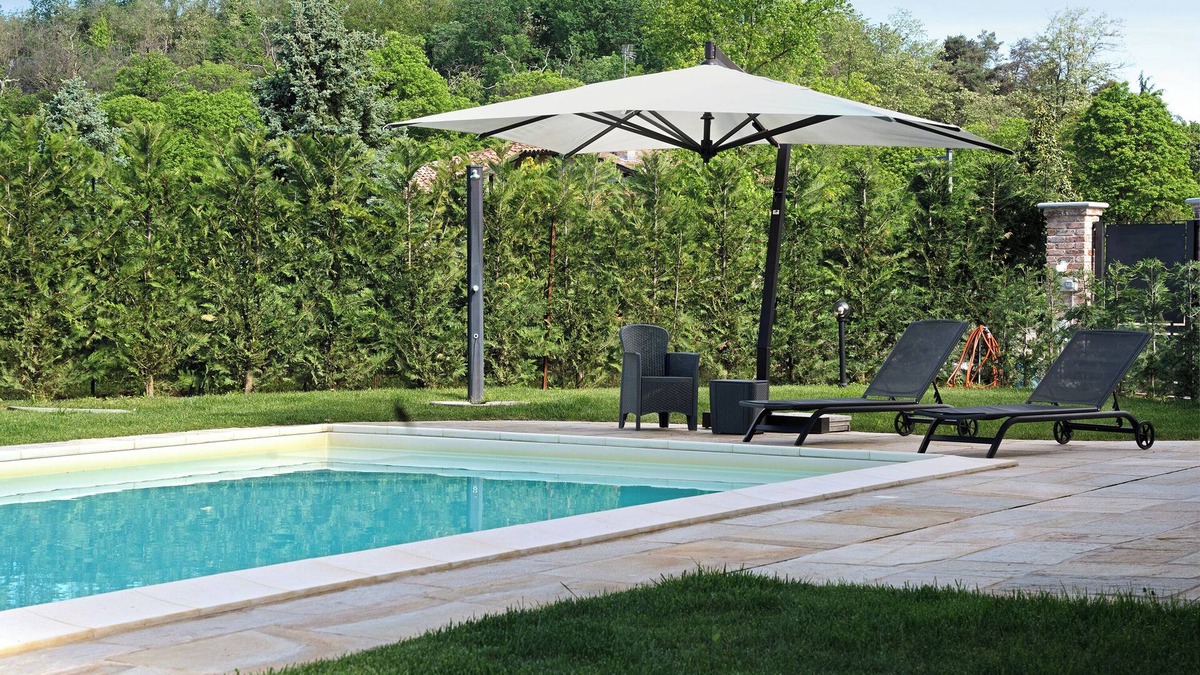 Montaldo Roero Villa | Villa 'Il Riccio E La Castagna' with Private Pool, Wi-Fi and Air Conditioning