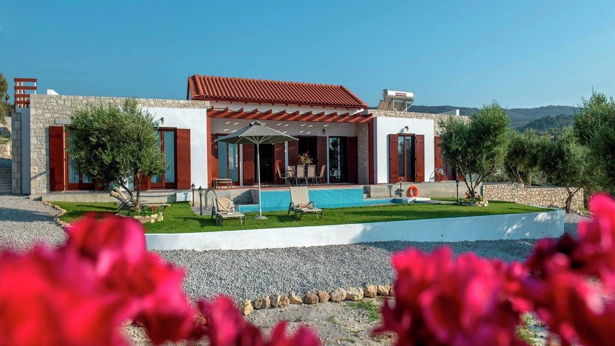 Kirianna Villa | Villa in Arkadi with Pool near the Sea