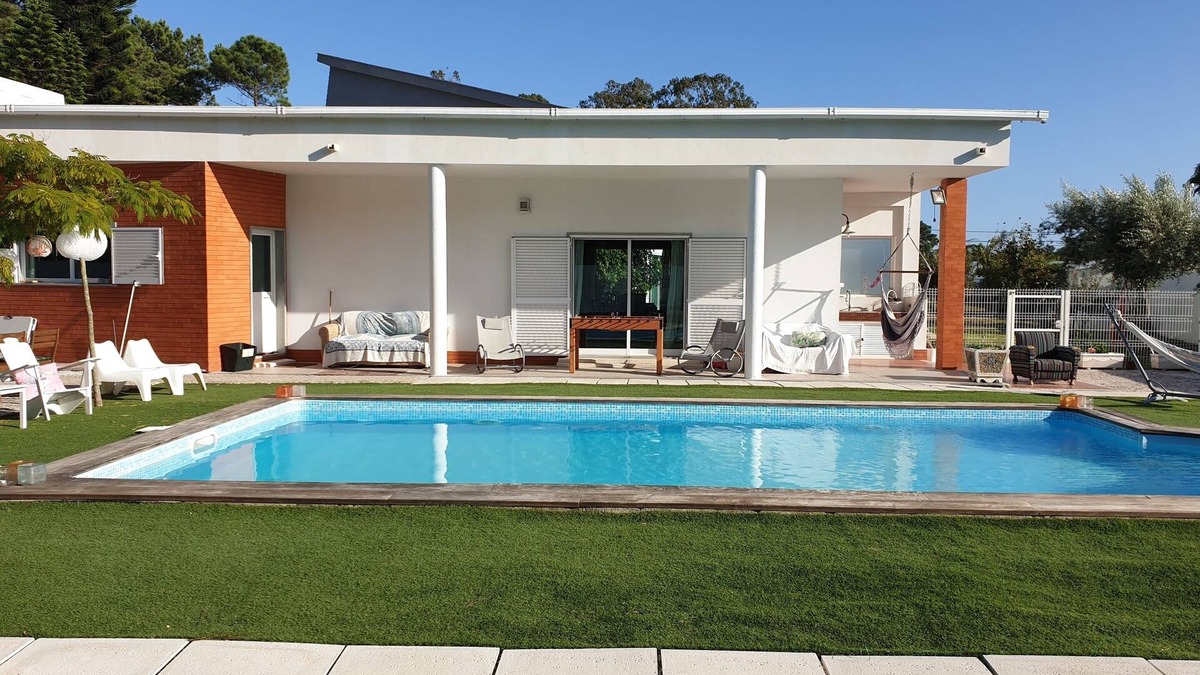 Verdizela House | Villa in Aroeira/Verdizela - Pool, Beach, Surf, Golf