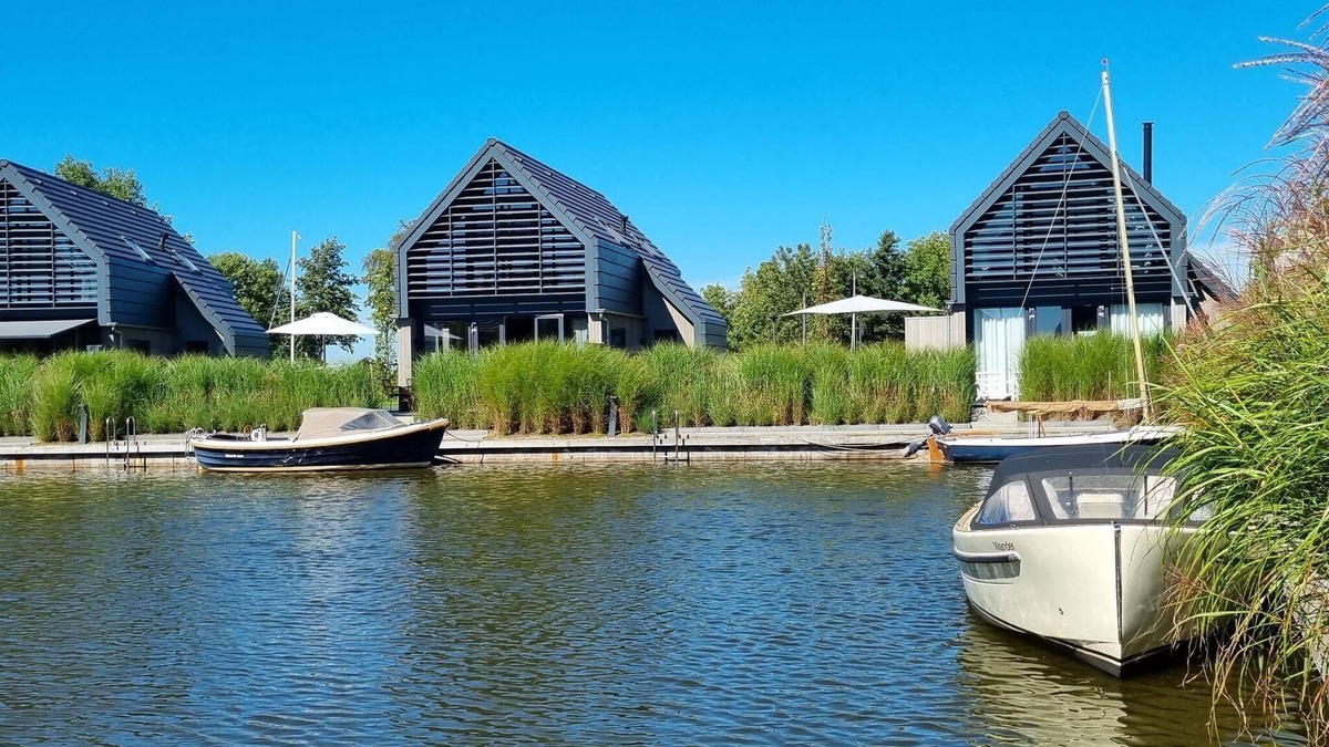 Balk House | Villa in Balk with Private Jetty on Slotermeer