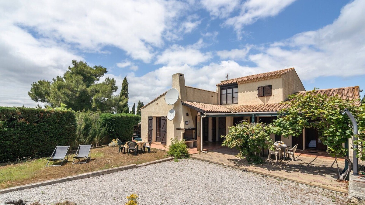 Beaufort Villa | Villa in Beaufort with Pool & Views