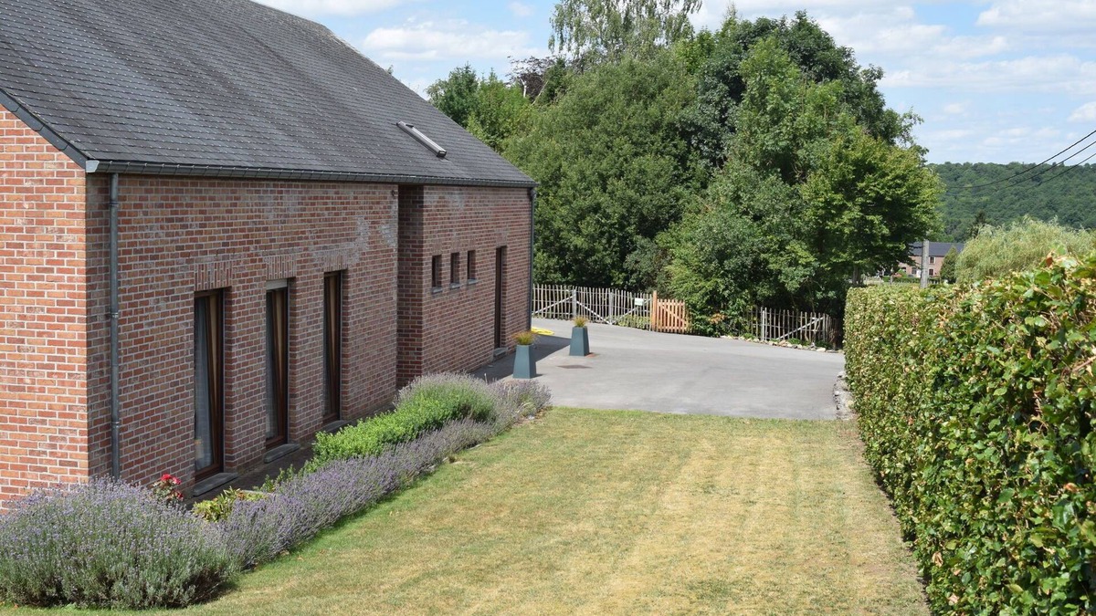 Gesves Villa | Villa in Belgium with Private Pool & Garden