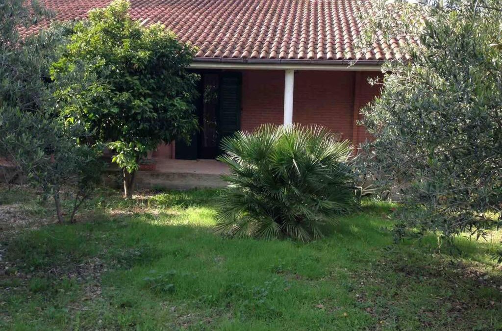 Ascoli Satriano Villa | Villa in campagna affacciata sul vigneto