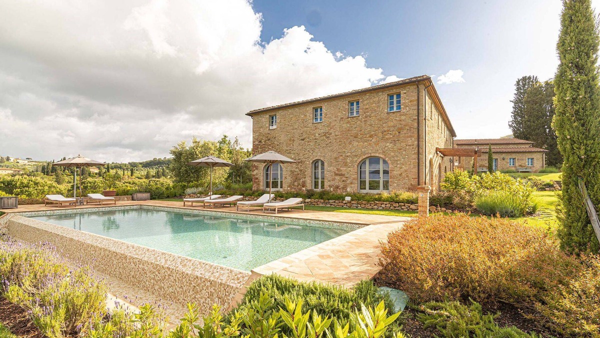 Castelfalfi Villa | Villa in Castelfalfi with 5 bedrooms sleeps 10