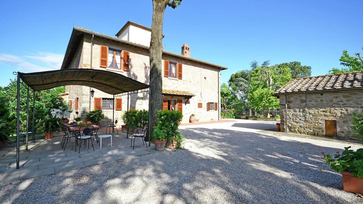 Monsigliolo Villa | Villa in Cortona with Pool & Countryside Views