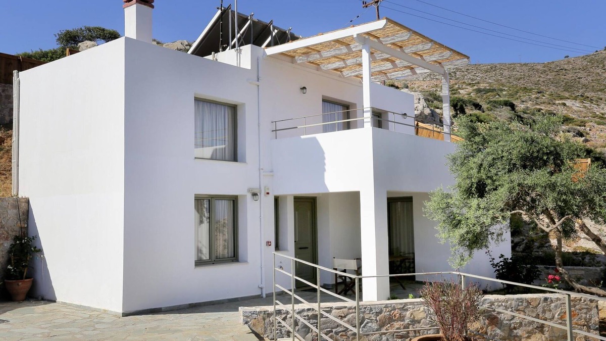 Achlada Villa | Villa in Crete with Panoramic Views & Beaches