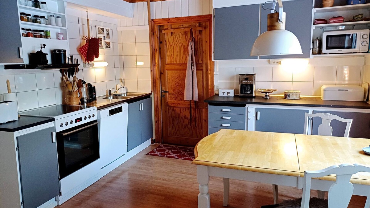 Odskolt House | Villa in Dalsland, family friendly, WIFI, close to nature, fireplace, 3 bedrooms, up to 6 people.