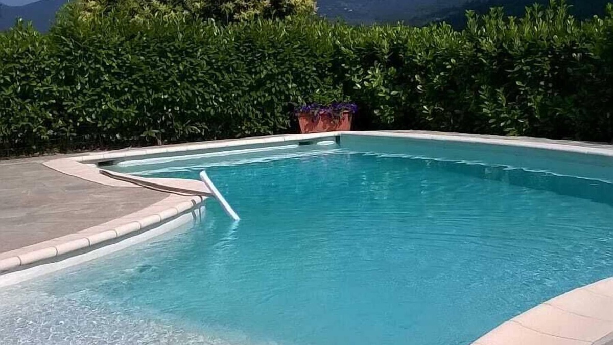 Garlenda House | Villa in Garlenda with swimming pool, a few kilometers from the sea of Alassio and the Golf
