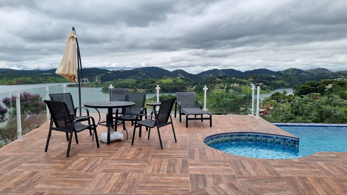 Igarata House | Villa in gated community with infinity pool