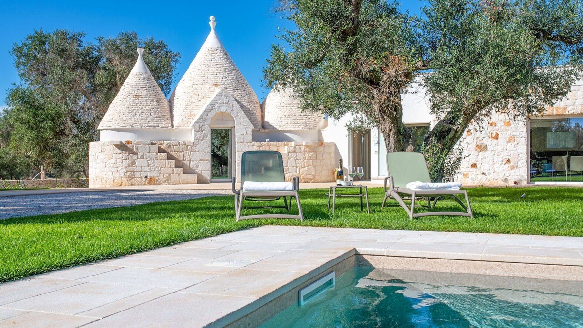San Vito dei Normanni Villa | Villa in San Vito Dei Normanni with 4 bedrooms sleeps 8