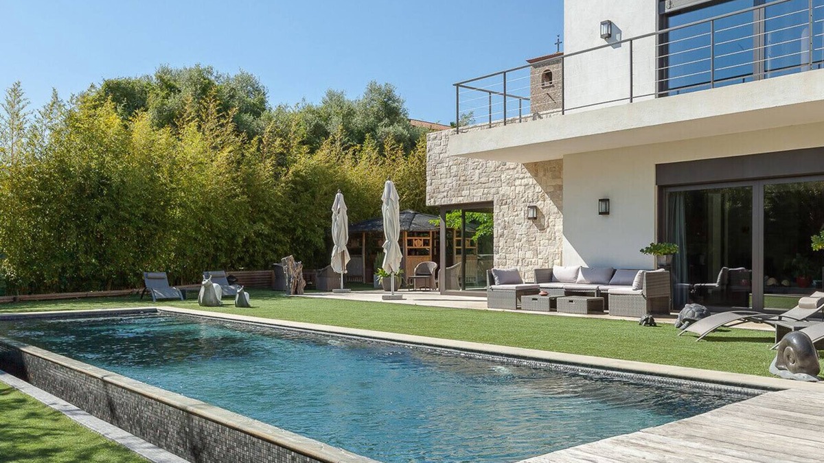 Antibes Villa | Villa in Juan-Les-pins with heated pool