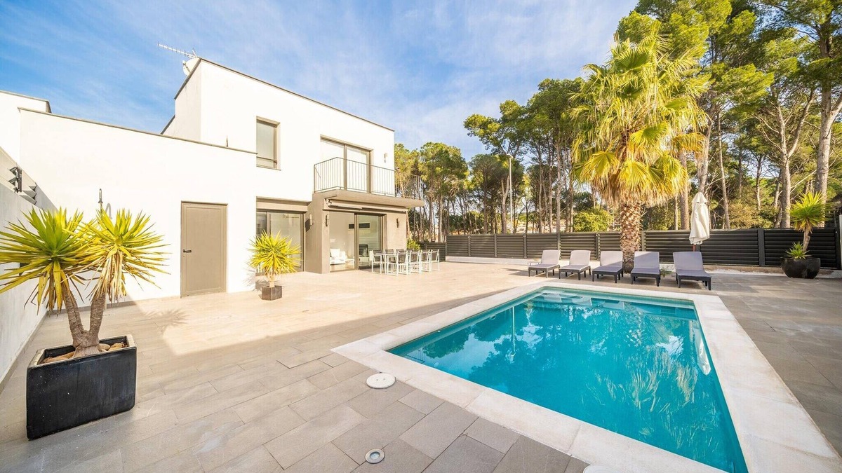 L'Escala Villa | Villa in L’Escala near Montgrí Natural Park