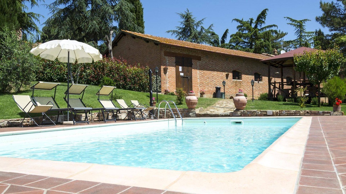 Farneta Villa | Villa in La Villa-farneta with 2 bedrooms sleeps 4