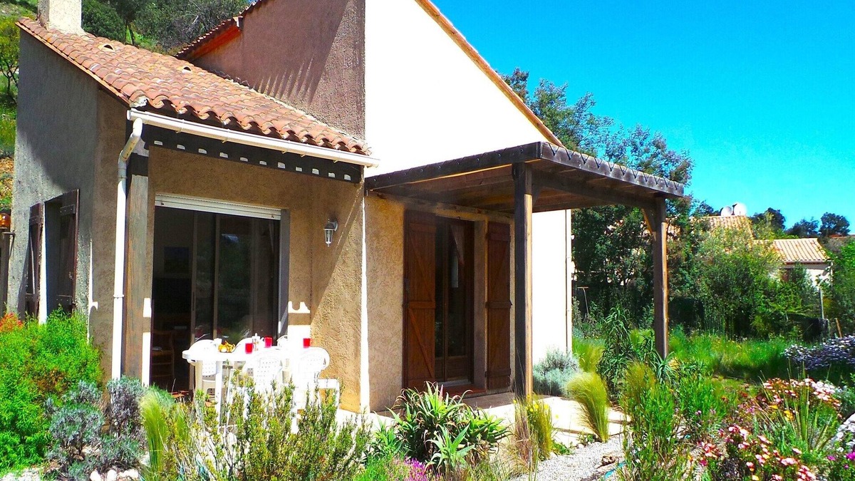 Le Boulou Villa | Villa in Le Boulou with Scenic Hilltop Views