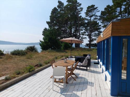 Hanvec House | Villa in Le Faou with Panoramic Sea Views