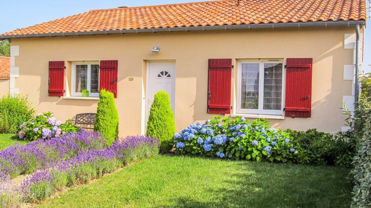 Les Forges Villa | Villa in Les Forges with Golf Access