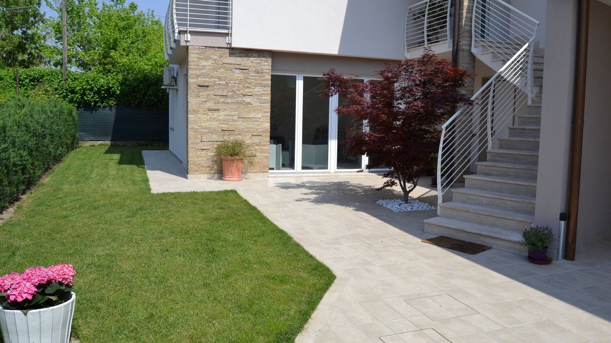 Montegrotto Terme House | Villa in Montegrotto Terme, convenient to Padua, Venice and Verona