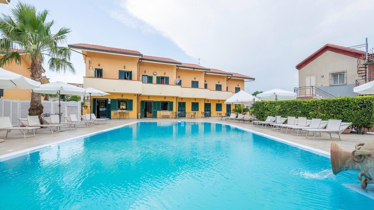 Laura Villa | Villa in Paestum near Golden Sand Beach