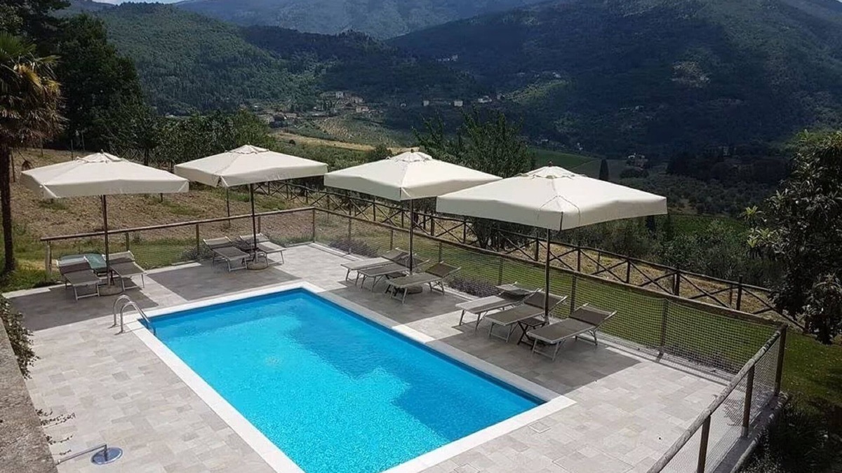 Pelago House | Villa in Pelago with Pool near Beach