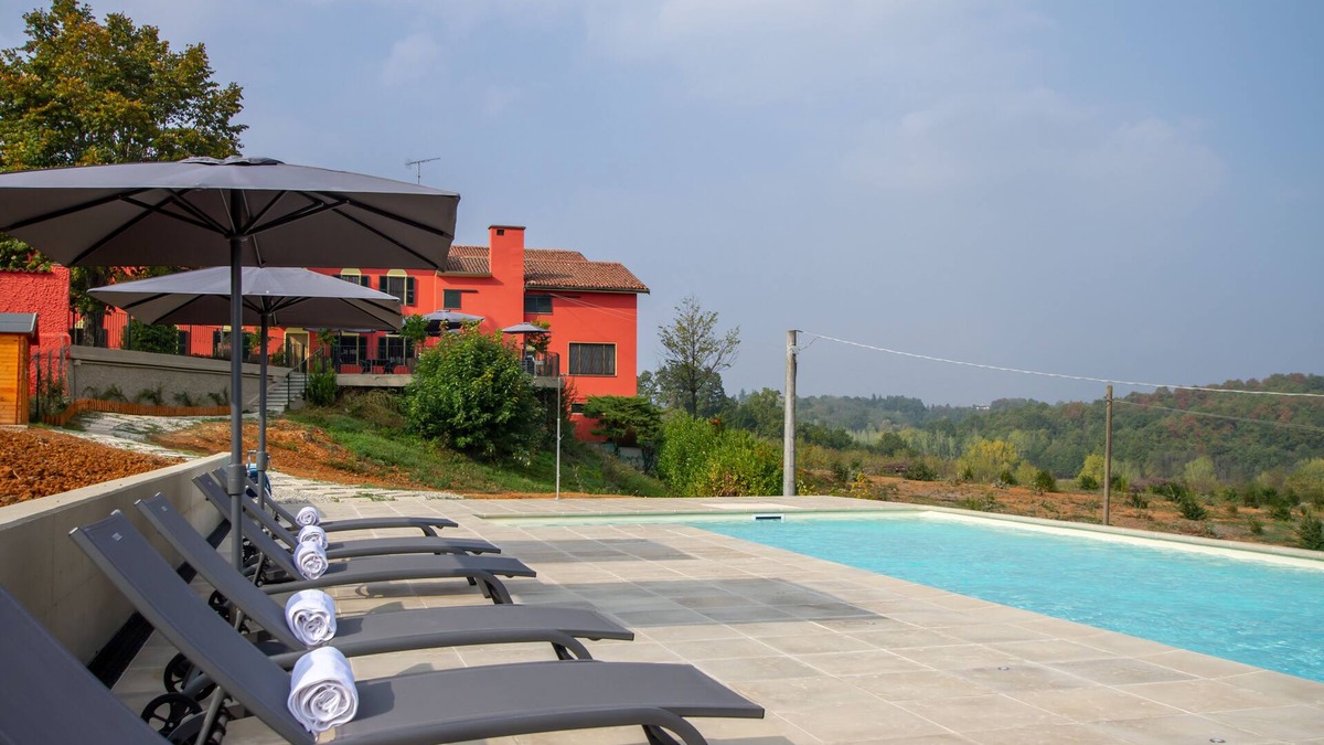 Fubine Villa | Villa in Piedmont with private pool in the middle of the Tenuta CostaRossa winery