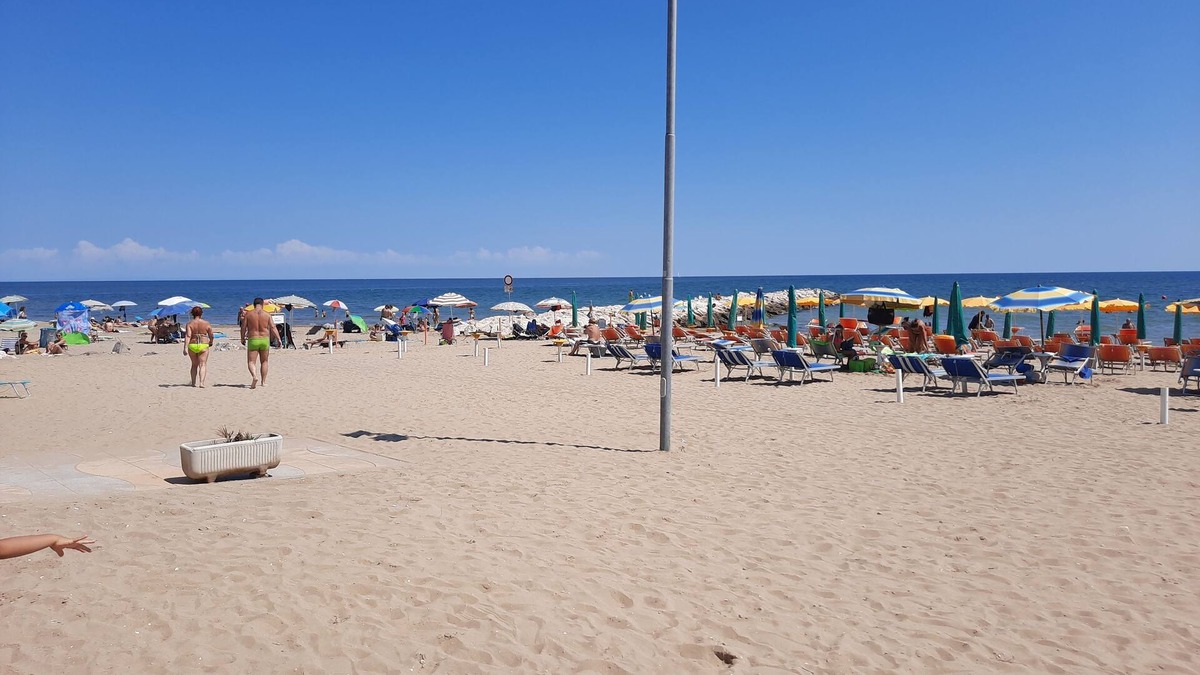 Jesolo Pineta Villa | VILLA IN PINETA 5 MINUTES WALKING DISTANCE FROM THE BEACH, with garden and 2 parking spaces