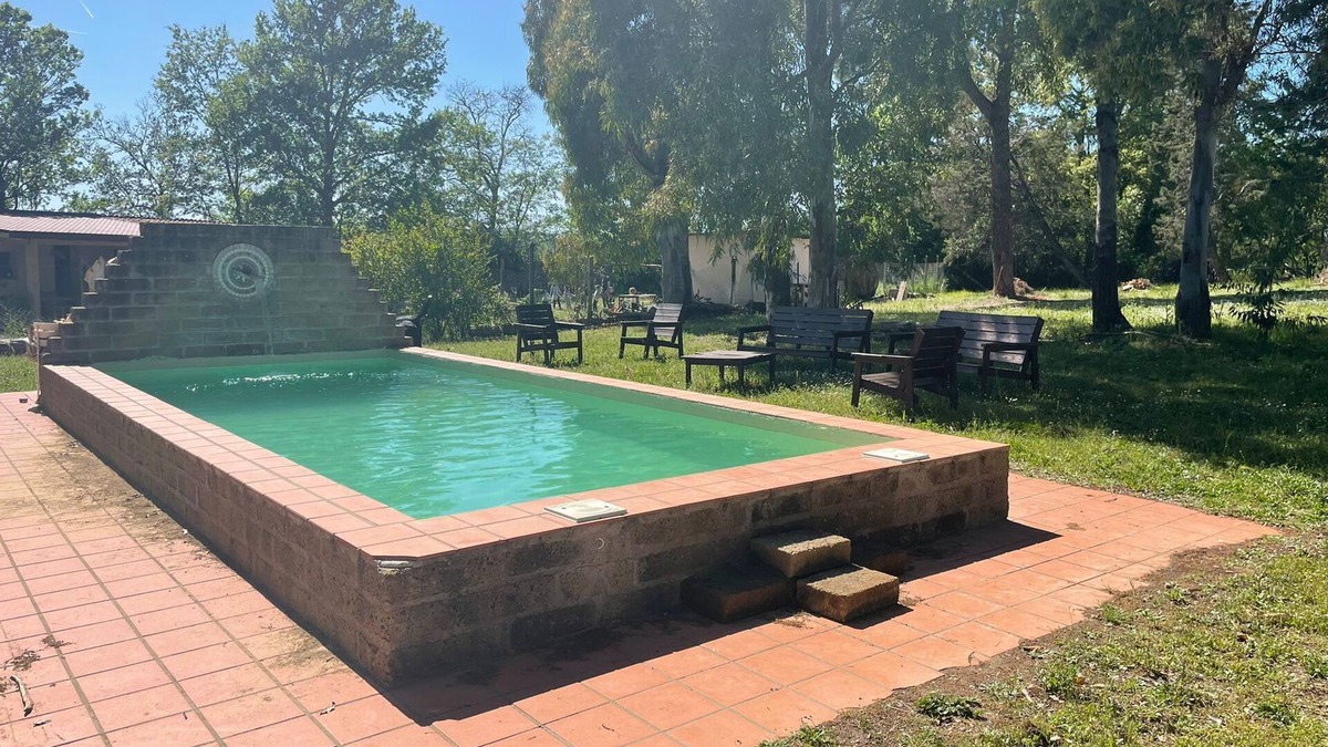 Isola Farnese House | Villa in Rome with pool along via Francigena, suitable for families and pets