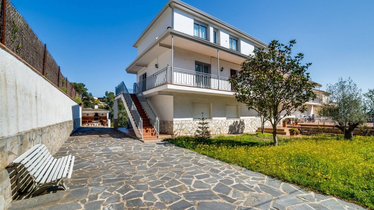 Palafolls Villa | Villa in Sant Genís near Costa Brava Beaches