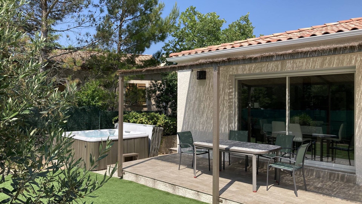 Allegre Les Fumades Villa | VILLA IN THE CÉVENNES with private SPA, close to the thermal baths