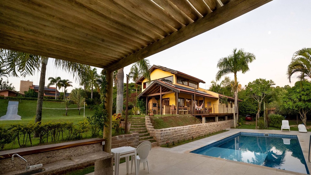Tiete Cottage | Villa in Tietê-SP w/11 bedrooms, 5 bathrooms, tennis and volleyball courts, wifi