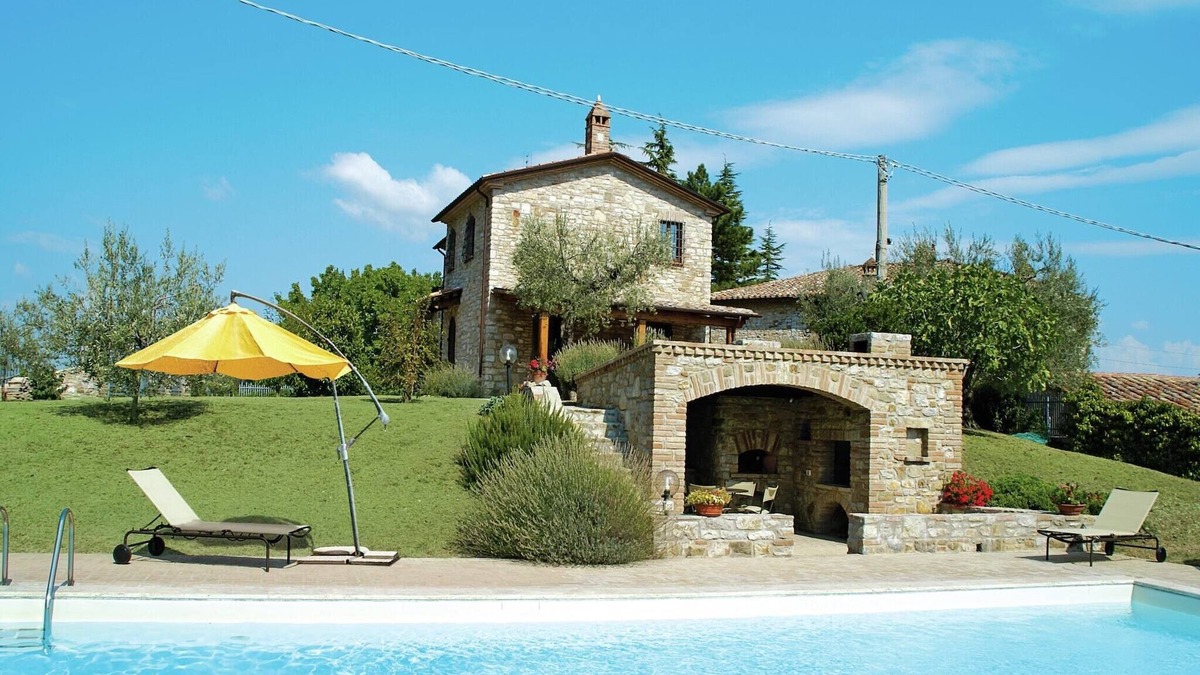 Umbertide Villa | Villa in Umbertide with Pool and Garden