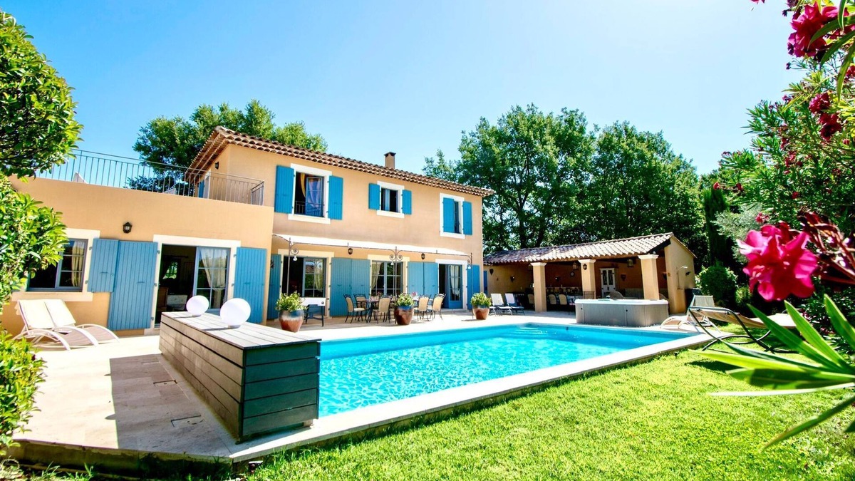Villars Villa | Villa in Villars with Pool and Sauna