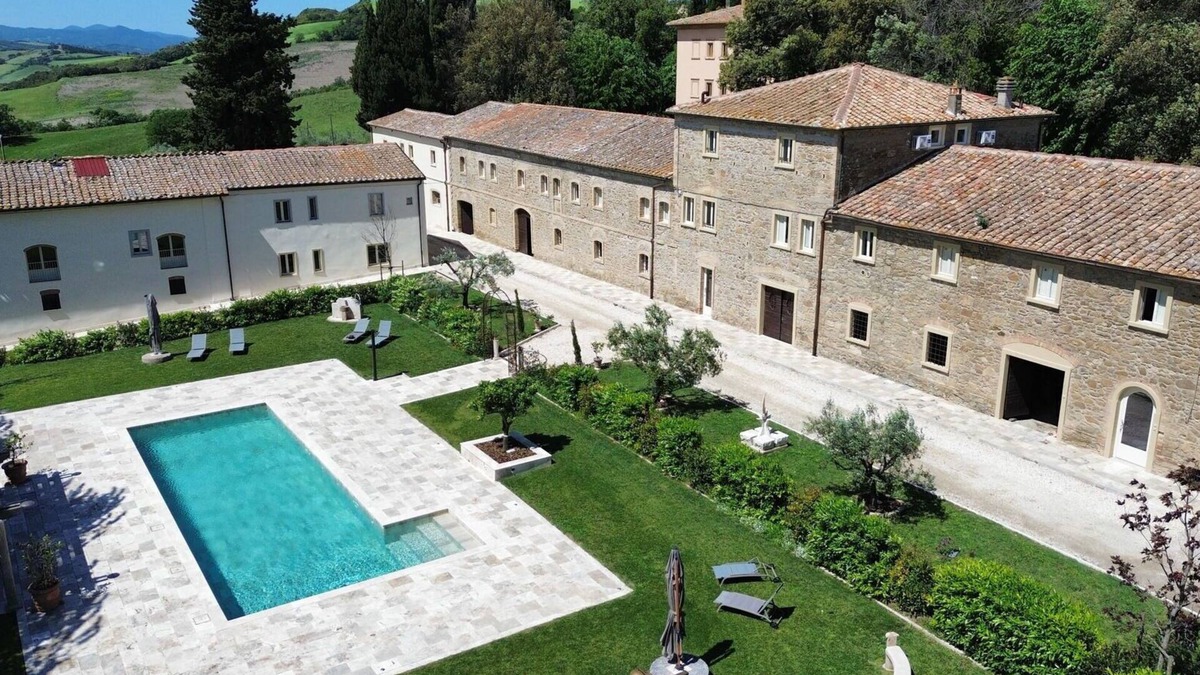 Volterra Villa | Villa in Volterra with 2 bedrooms sleeps 8