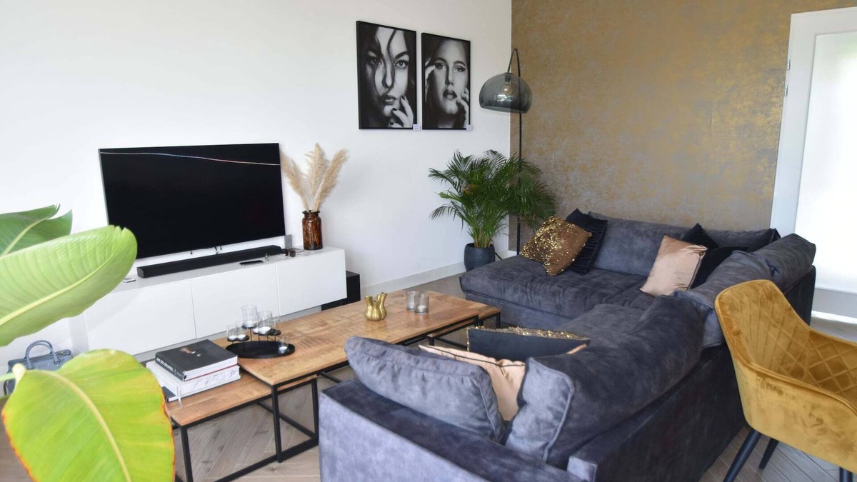 Zeewolde Villa | Villa in Zeewolde with private terrace