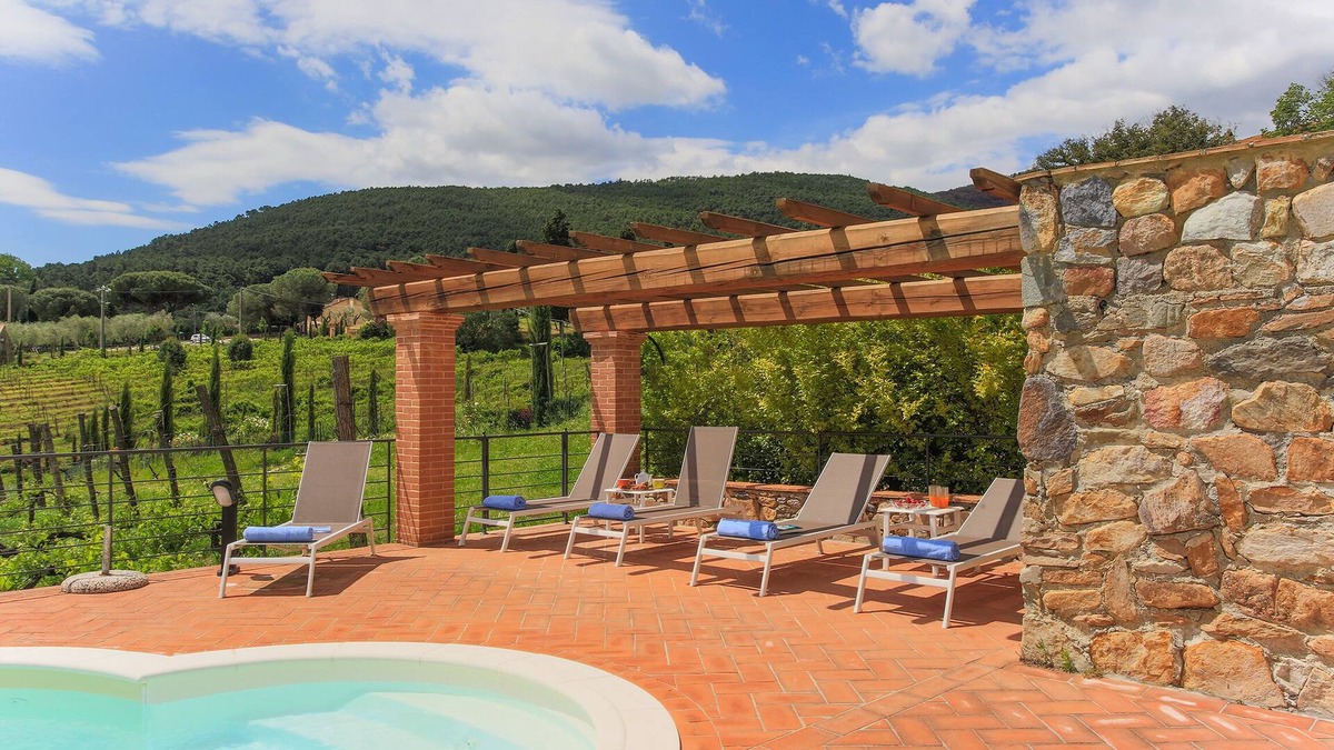 Vicopisano Villa | Villa/Independent home in Vicopisano with 4 bedrooms sleeps 8