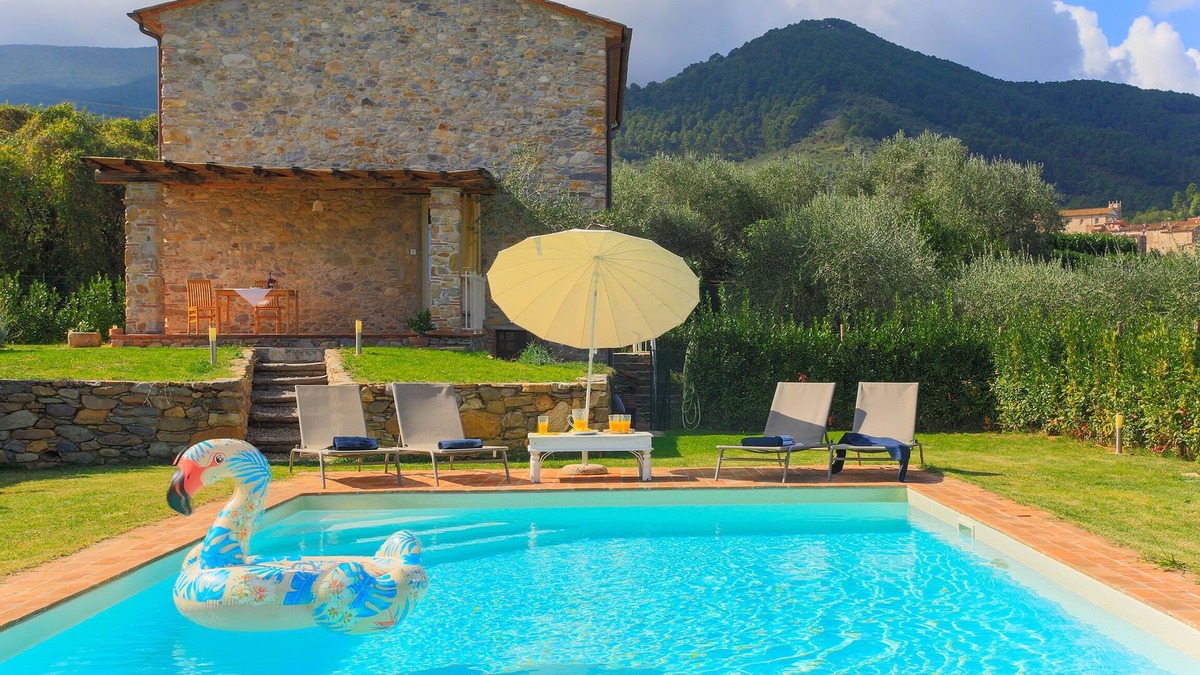 Cascine-La Croce Villa | Villa/Independent home in Lucca with 3 bedrooms sleeps 6