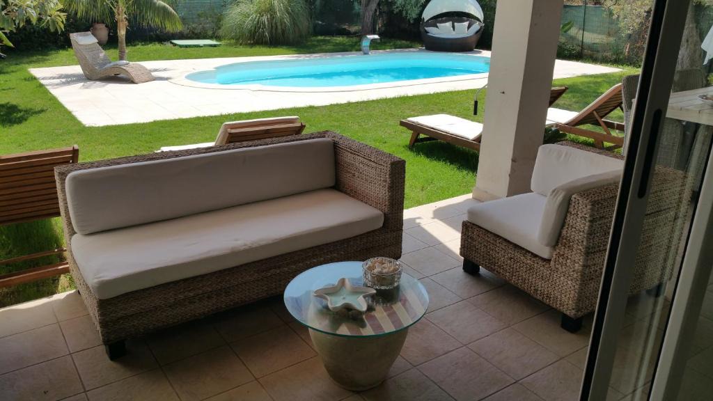 Torre degli Ulivi Villa | Villa Ines con piscina sud Sardegna