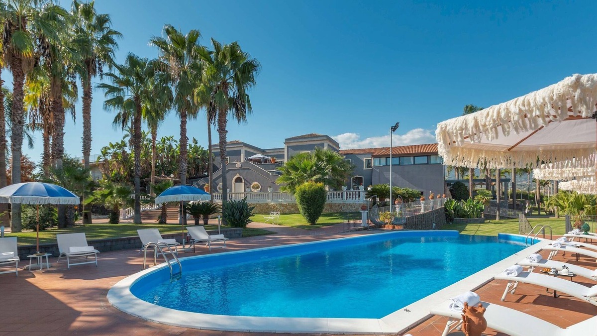 Santa Venerina Villa | Villa Ingrid 12, Emma Villas